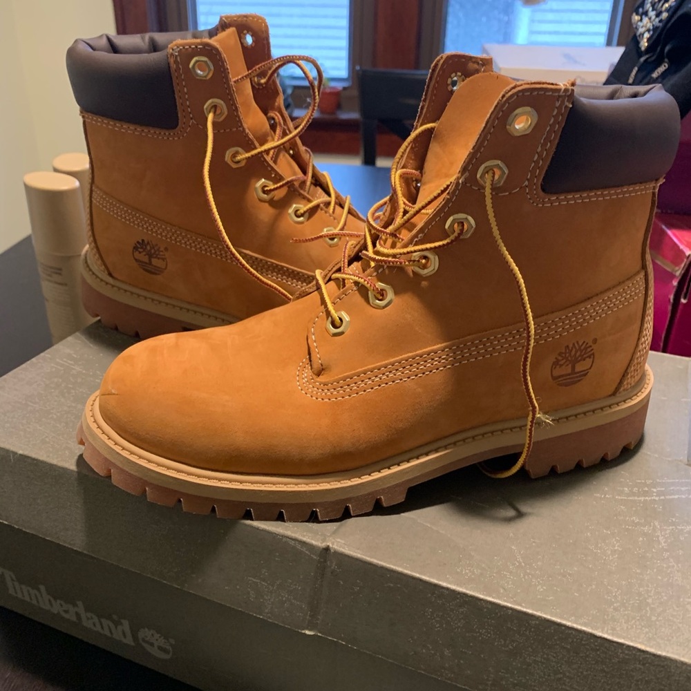 Timberlands - image 2